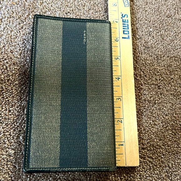 Fendi Long Wallet - Picture 10 of 11